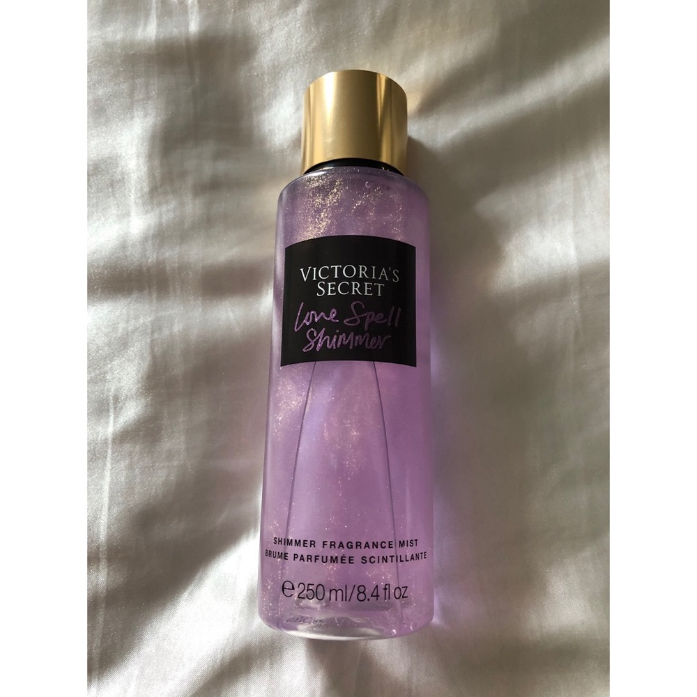 Victoria’s Secret Love Spell Shimmer Spray
